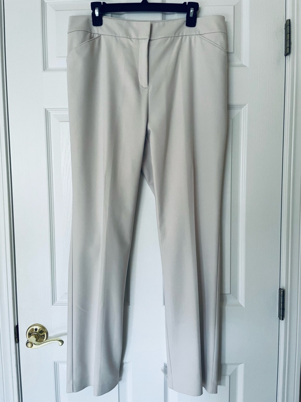 Chico’s Brigitte Slim Pull-On Pants – So Slimming – High waisted Neutral Sand